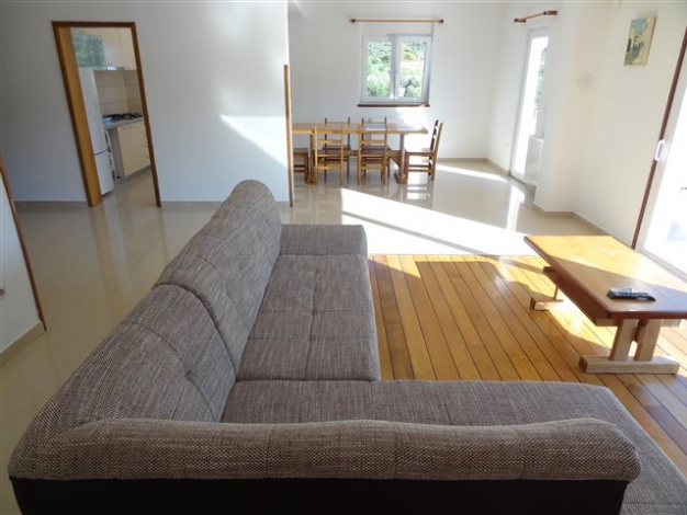 apartman (4+1) s pogledom na more