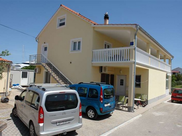Apartmani Gary - Apartman 7+2