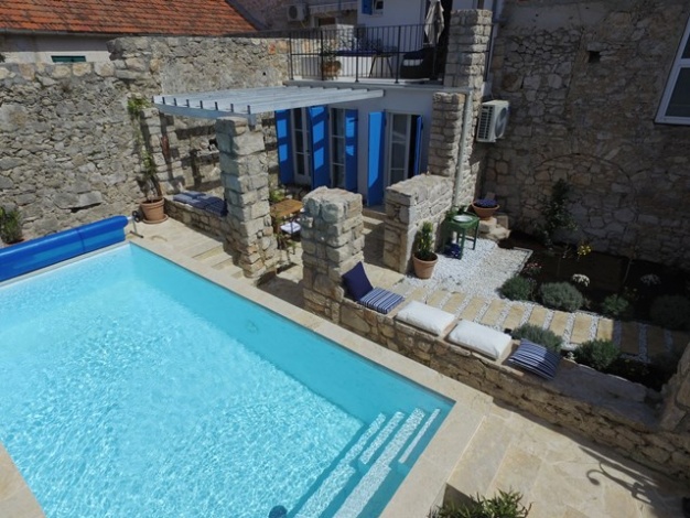 villa 9