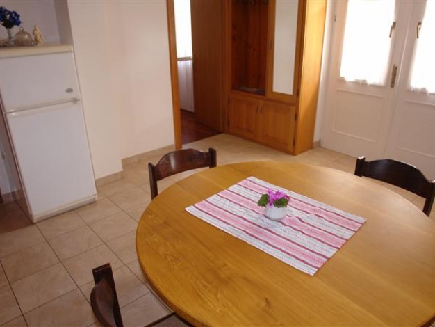 pere apartman betina 9