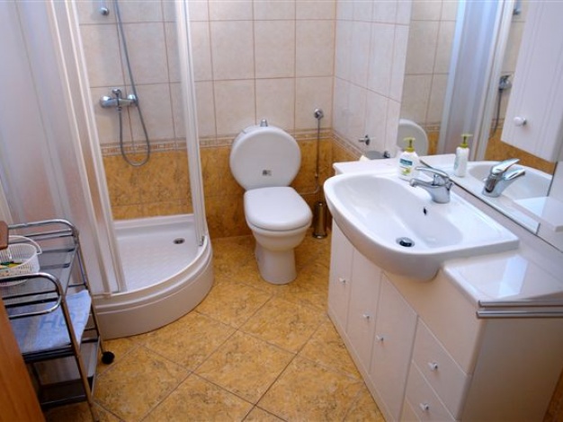 Apartmani Ema - apartman 2+2 b