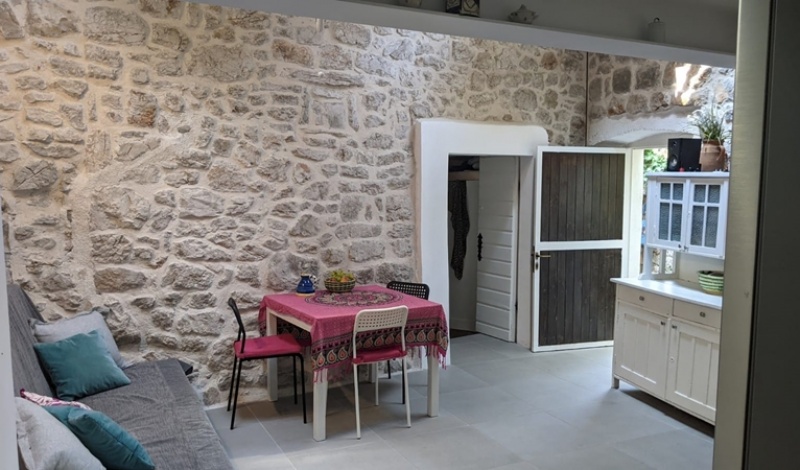 Kamena kuća Bella