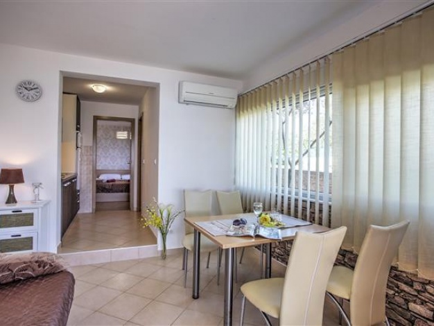 Apartmani Ena - Apartman 2+2a