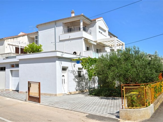 Apartmani Divna - Apartman 2+3b