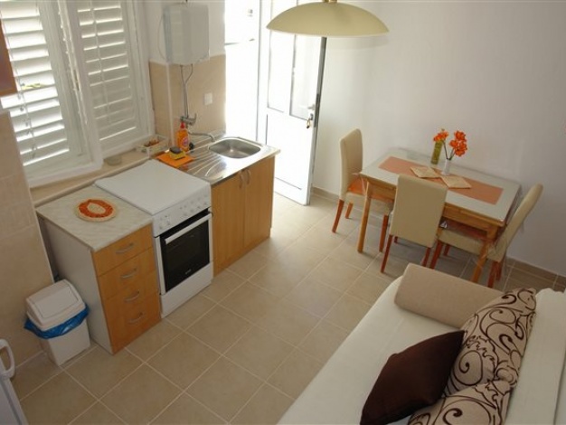 Kuća Lucija - Apartman 2
