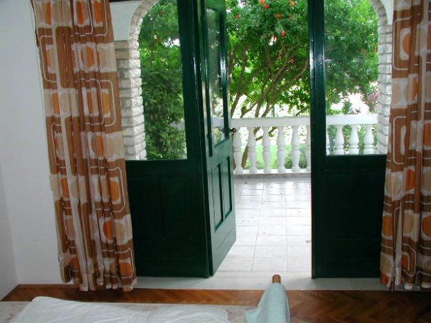 sime-betina-apartment4b-room3