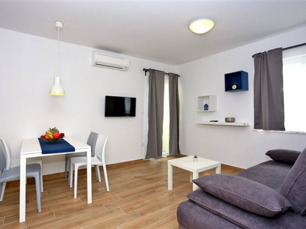 Apartmani Stella Adriatica - apartman 2+2 b