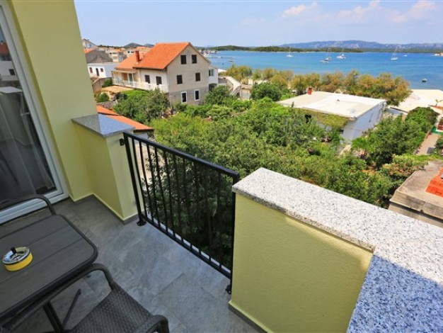 Apartmani Stella Adriatica - apartmani 2+2 g
