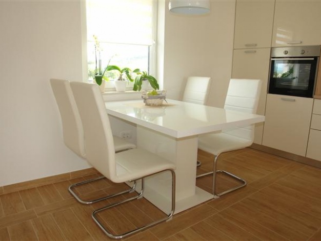 tina apartman betina 4