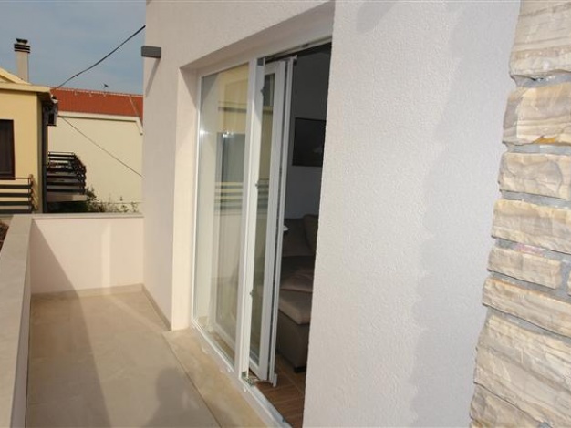 tina apartman betina 15