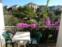 Dvosobni apartman u blizini plaže Luke u Murteru